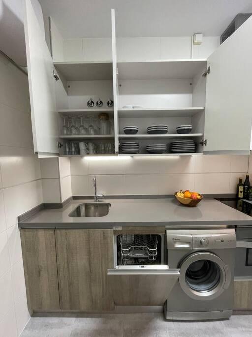 Apartament Downtown Jinetes Deluxe With Pool & Free Parking Malaga Zewnętrze zdjęcie